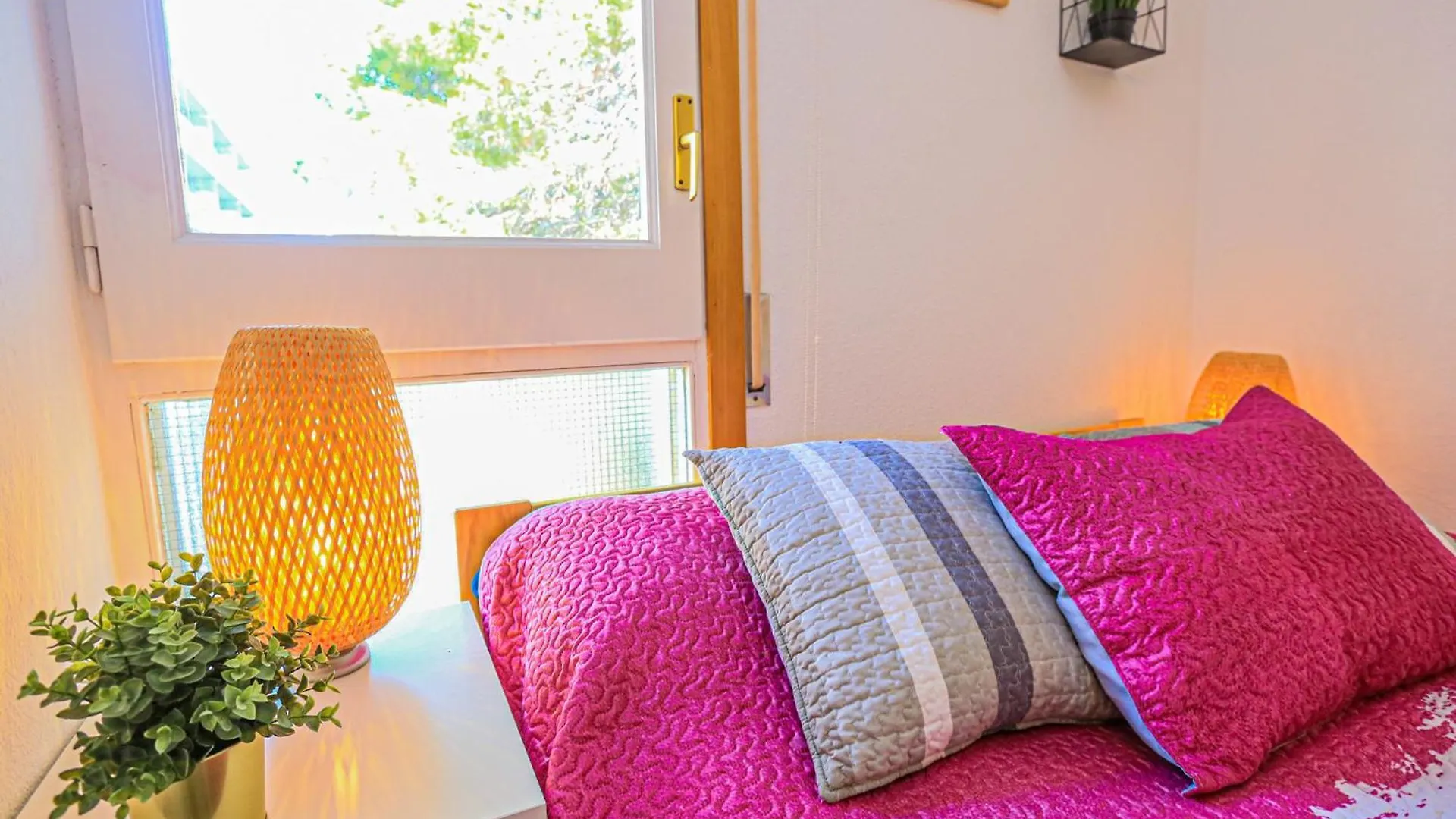 Litoral Costa Dorada - Estrella Only Families Apartment Salou 0*,  Spain